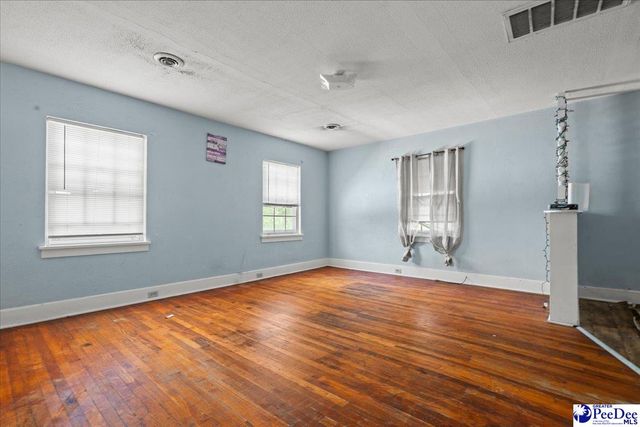 99 Huger St, Cheraw, SC 29520