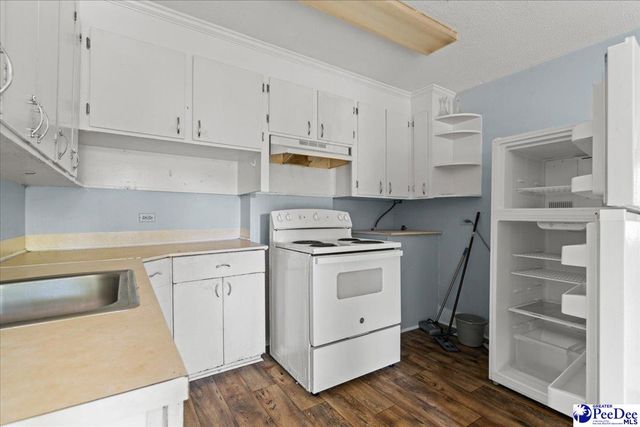 99 Huger St, Cheraw, SC 29520