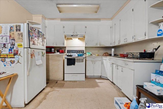 99 Huger St, Cheraw, SC 29520