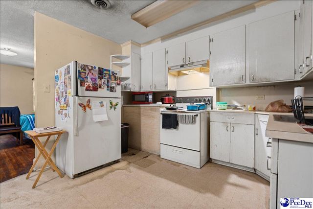 99 Huger St, Cheraw, SC 29520