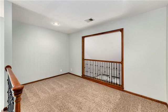 1007 Burr Oak Lane, Grain Valley, MO 64029