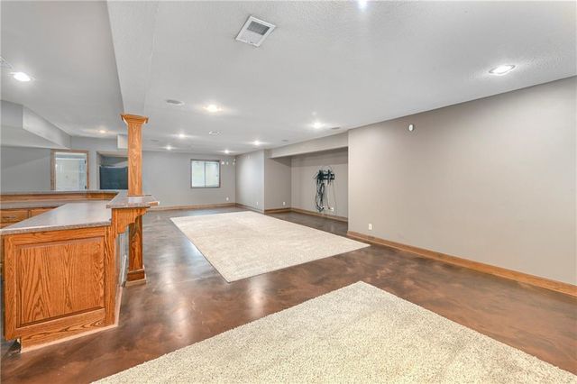 1007 Burr Oak Lane, Grain Valley, MO 64029