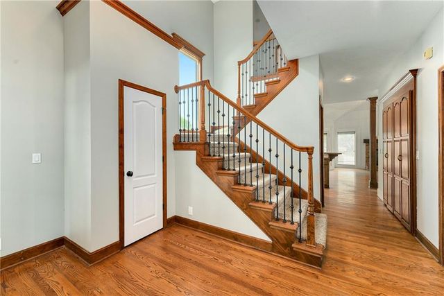 1007 Burr Oak Lane, Grain Valley, MO 64029
