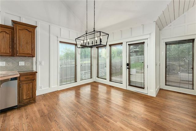1007 Burr Oak Lane, Grain Valley, MO 64029