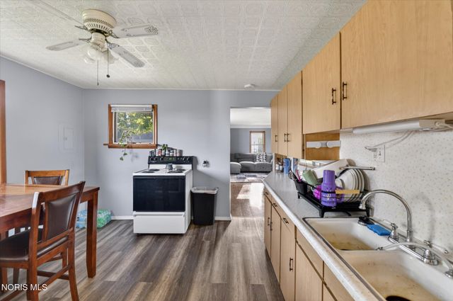 206 Franklin Avenue, Swanton, OH 43558
