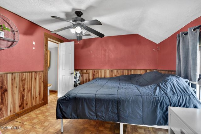 206 Franklin Avenue, Swanton, OH 43558