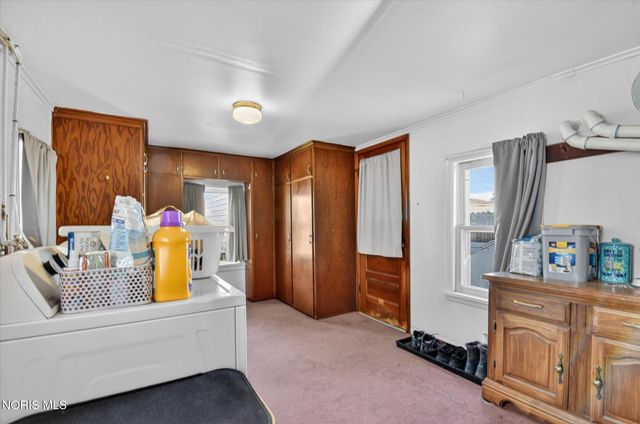 206 Franklin Avenue, Swanton, OH 43558