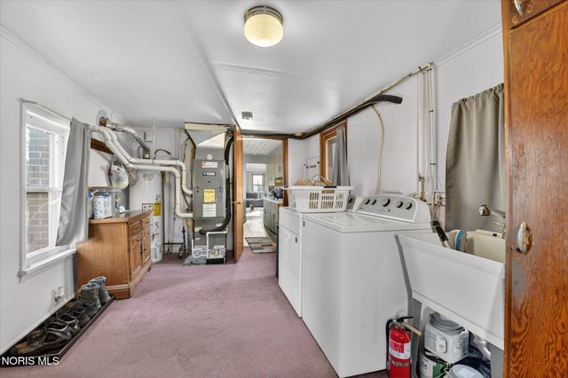206 Franklin Avenue, Swanton, OH 43558