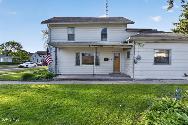 206 Franklin Avenue, Swanton, OH 43558