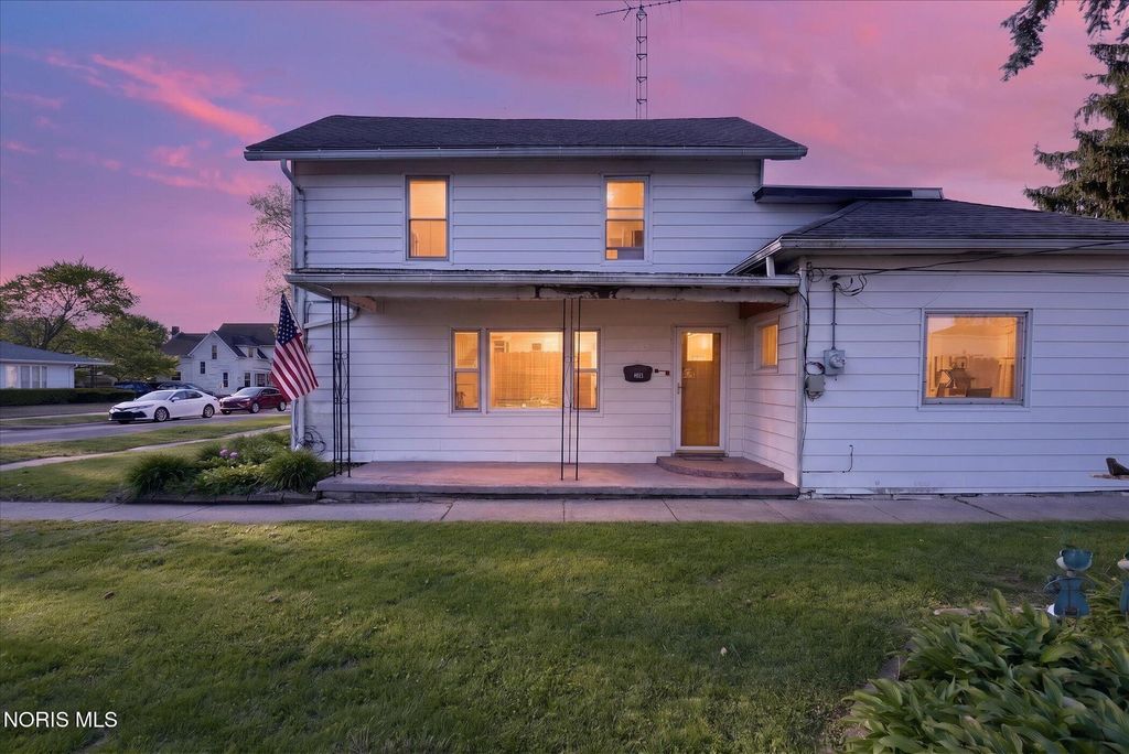 206 Franklin Avenue, Swanton, OH 43558
