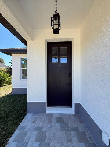 131 KINGS DRIVE, Rotonda West, FL 33947