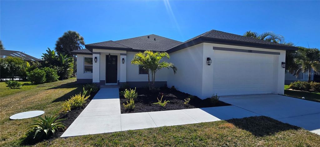 Image 1 of property listing at 131 KINGS DRIVE, Rotonda West, FL 33947
