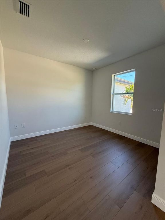 Image 28 of property listing at 131 KINGS DRIVE, Rotonda West, FL 33947