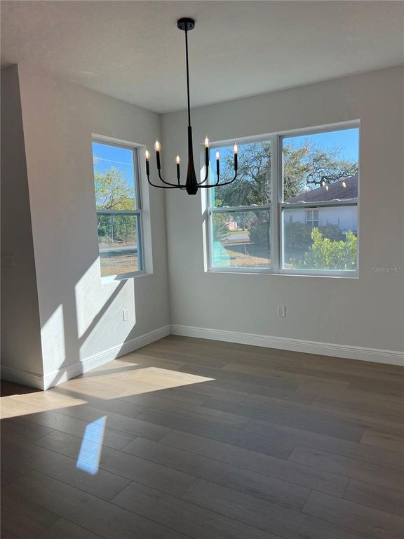 Image 8 of property listing at 131 KINGS DRIVE, Rotonda West, FL 33947