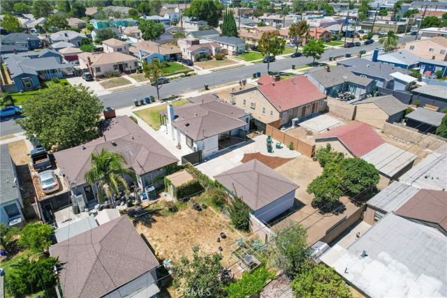 8712 S 11th Ave, Inglewood, CA 90305
