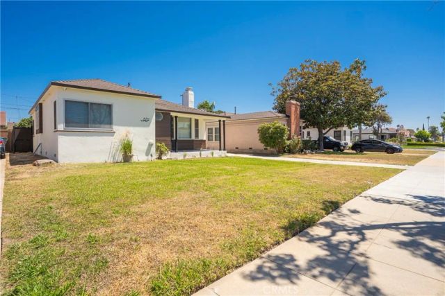 8712 S 11th Ave, Inglewood, CA 90305