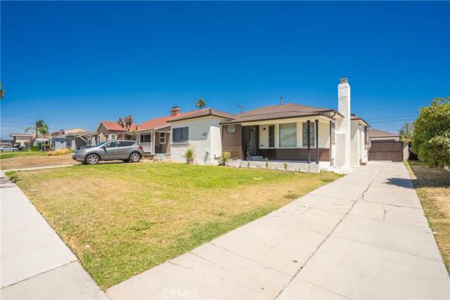 8712 S 11th Ave, Inglewood, CA 90305