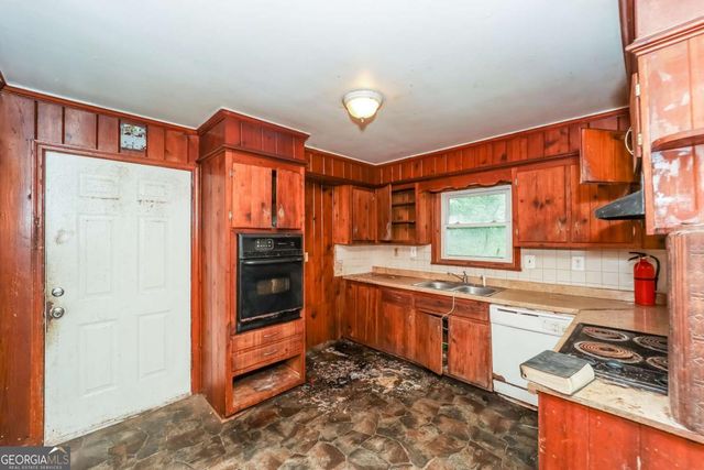 3179 Dogwood Drive, Atlanta, GA 30344