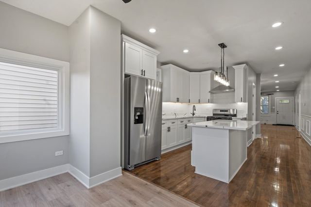 5110 W 31st Place, Cicero, IL 60804