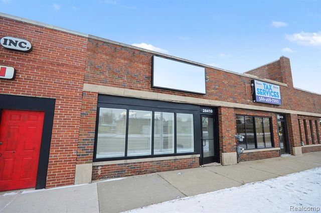 28410 Harper Avenue, Saint Clair Shores, MI 48081