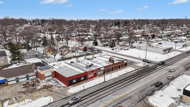 28410 Harper Avenue, Saint Clair Shores, MI 48081