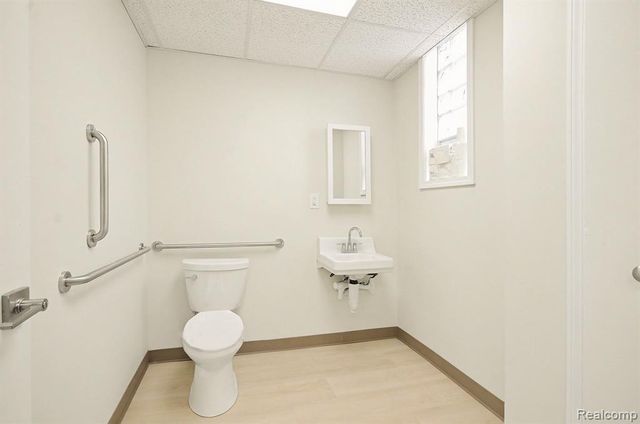 28410 Harper Avenue, Saint Clair Shores, MI 48081