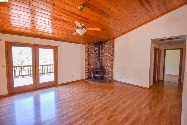 21515 Bellview Creek Rd, Sonora, CA 95370