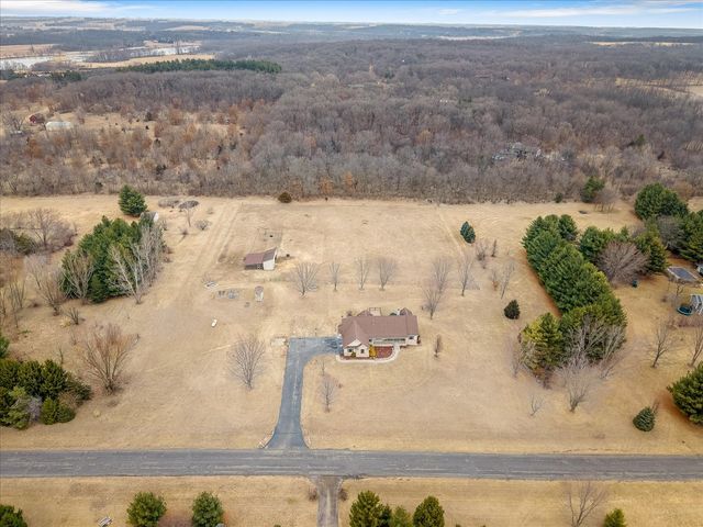 754 E Equestrian Pointe Drive, Oregon, IL 61061