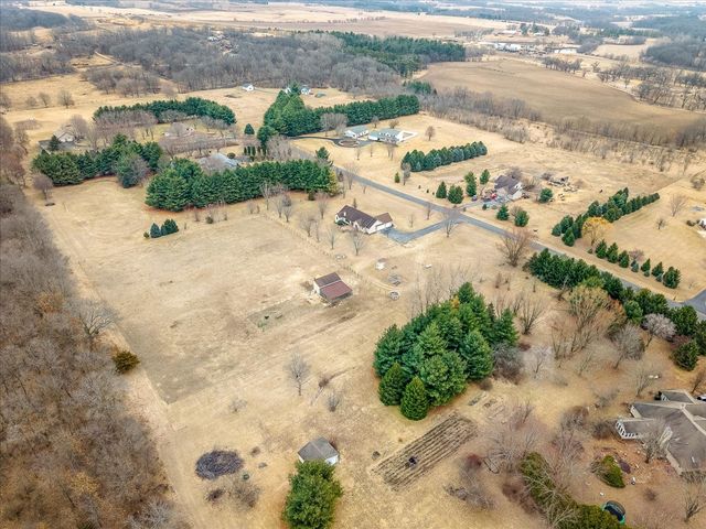 754 E Equestrian Pointe Drive, Oregon, IL 61061