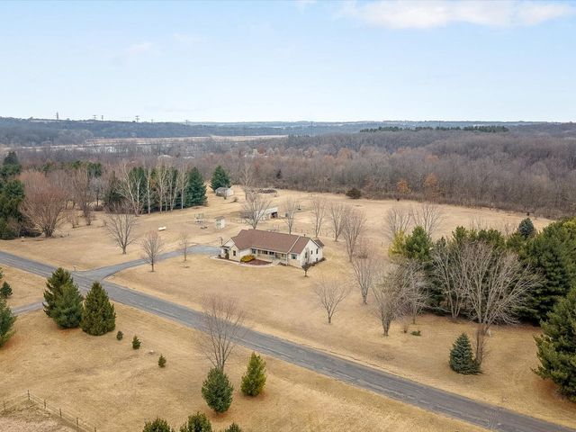 754 E Equestrian Pointe Drive, Oregon, IL 61061