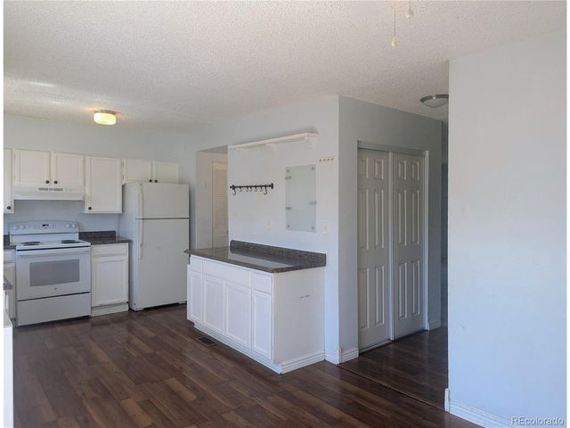 5661 S Lowell Blvd, Littleton, CO 80123