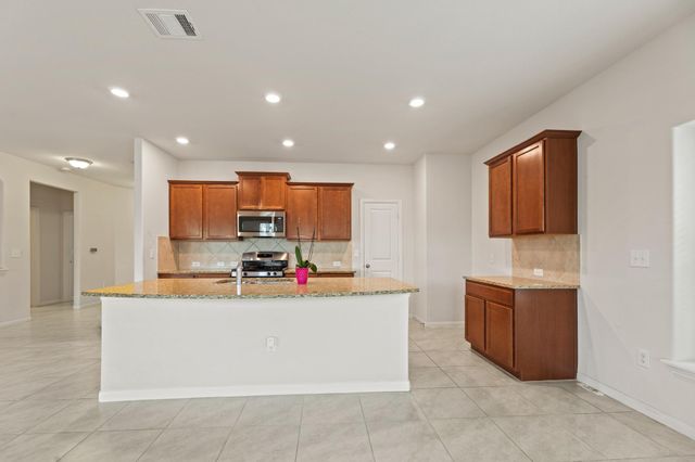 13906 Cantata LN, Pflugerville, TX 78660