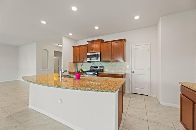 13906 Cantata LN, Pflugerville, TX 78660