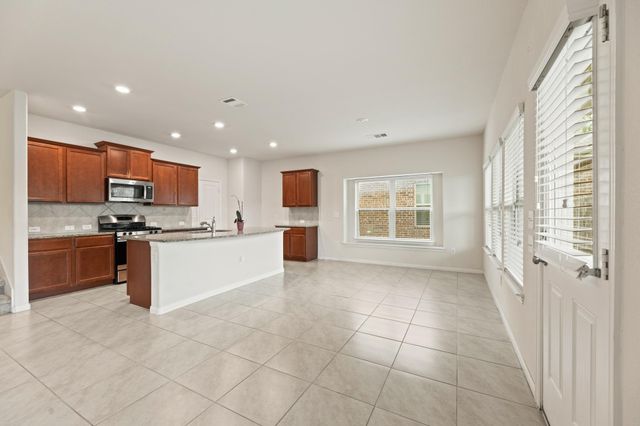 13906 Cantata LN, Pflugerville, TX 78660