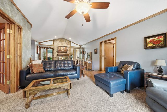 931 N TOH N HAH CT, Wichita, KS 67212