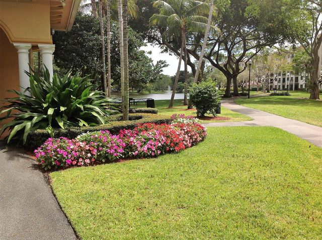 1915 Lavers Circle E309, Delray Beach, FL 33444
