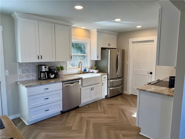 914 Wilson RD, Smithfield, VA 23430