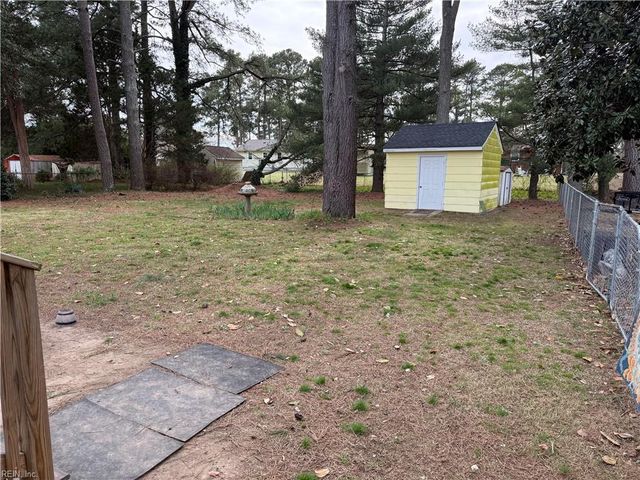 914 Wilson RD, Smithfield, VA 23430