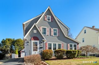 75 Elizabeth Terrace, Stratford, CT 06614
