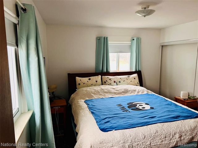 1900 N Hughes Road, Howell, MI 48843