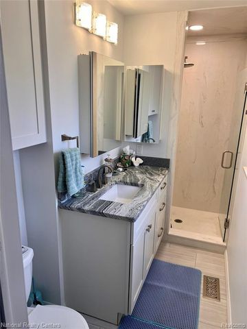 1900 N Hughes Road, Howell, MI 48843