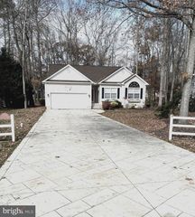 30 HINGHAM LN, Berlin, MD 21811