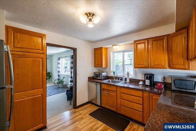 1375 Elm St SW, Albany, OR 97321