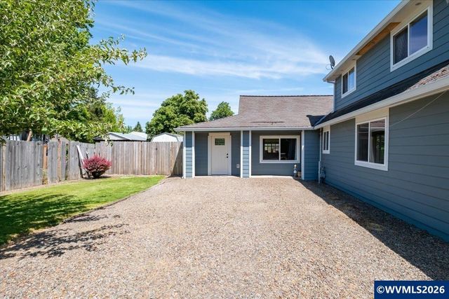 1375 Elm St SW, Albany, OR 97321