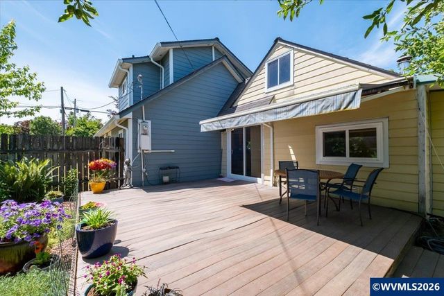 1375 Elm St SW, Albany, OR 97321