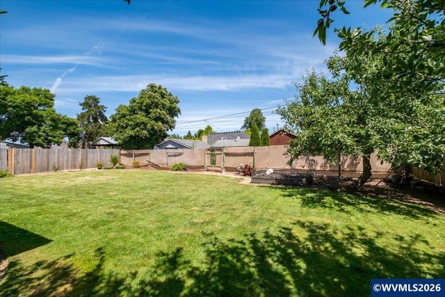 1375 Elm St SW, Albany, OR 97321
