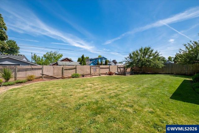 1375 Elm St SW, Albany, OR 97321