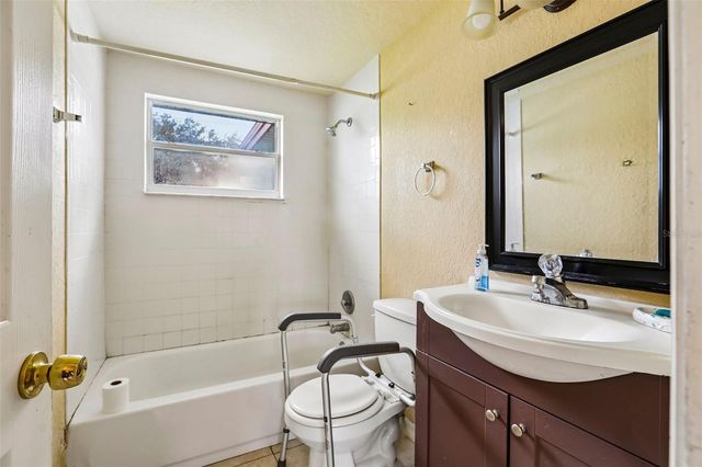 4128 BADEN DRIVE, Holiday, FL 34691
