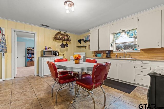 2131 Tryon Road, Longview, TX 75605