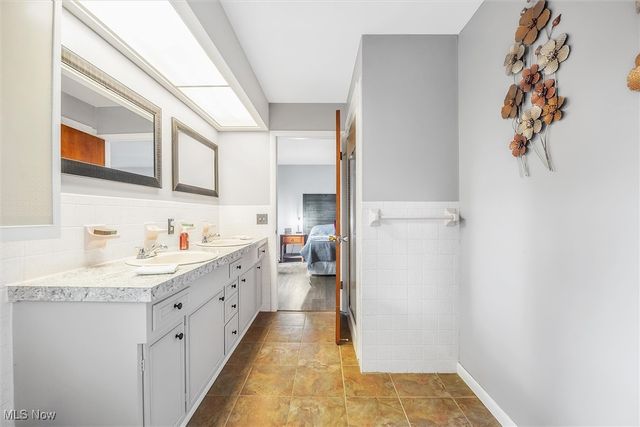 245 Vassar Avenue, Elyria, OH 44035